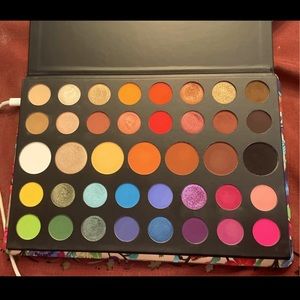 Morphs James Charles Palette